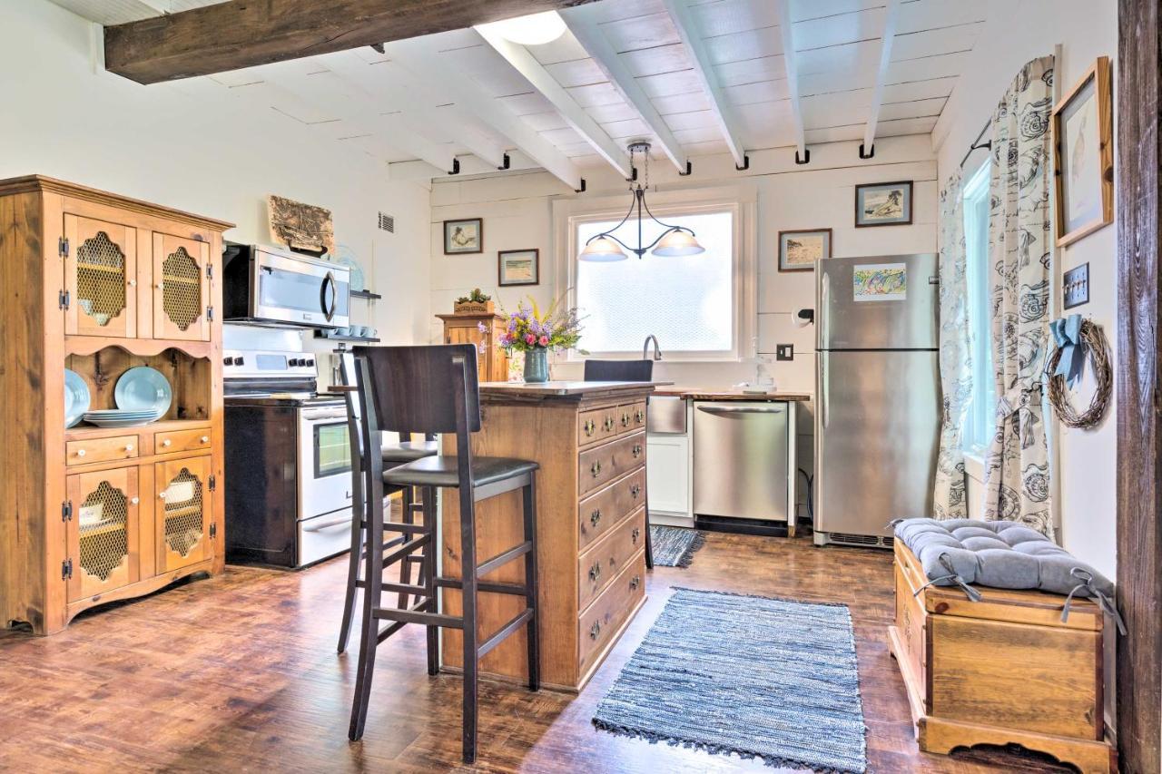 Historic Biloxi Bay Cottage With Beautiful View Ocean Springs Kültér fotó