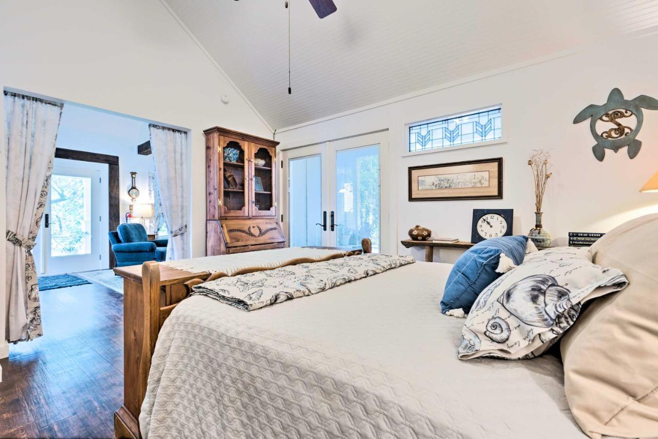 Historic Biloxi Bay Cottage With Beautiful View Ocean Springs Kültér fotó