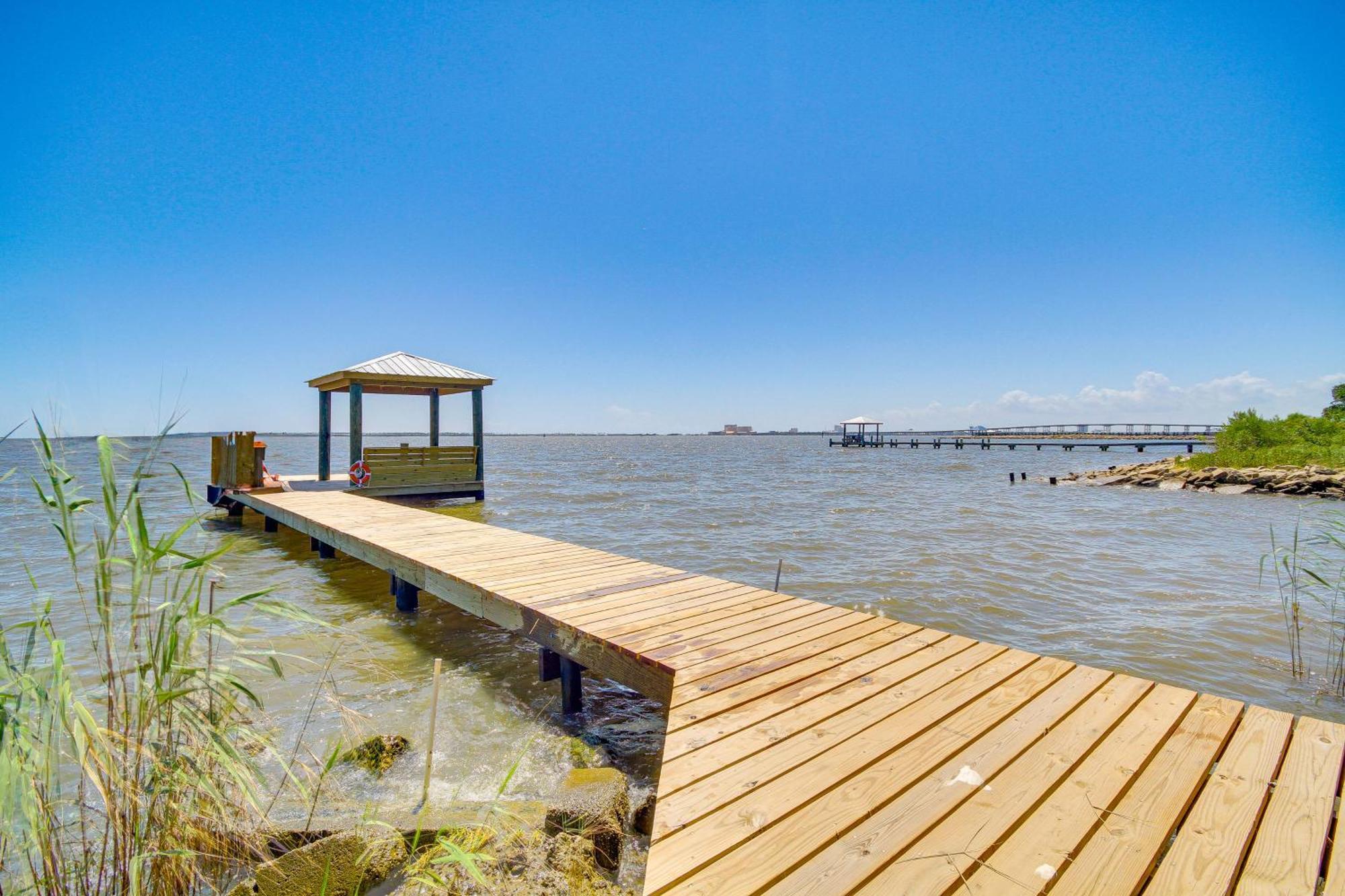 Historic Biloxi Bay Cottage With Beautiful View Ocean Springs Kültér fotó