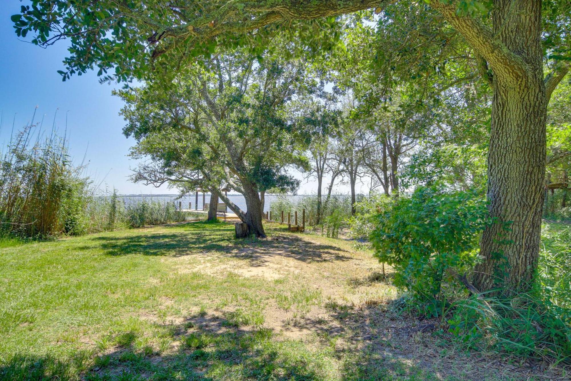 Historic Biloxi Bay Cottage With Beautiful View Ocean Springs Kültér fotó